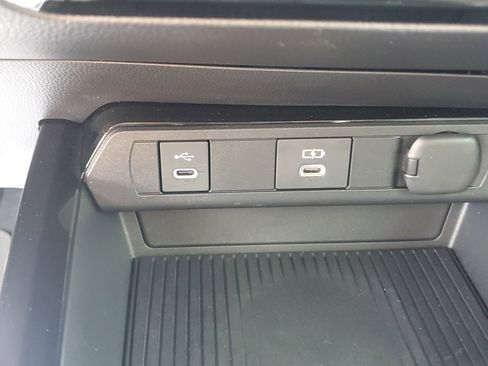 Used 2024 Toyota Prius Prime image 27