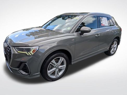 Used 2020 Audi Q3 2.0T Premium Plus w/ Premium Plus Package AWD/4WD image 8