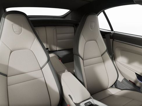 New 2026 Porsche 911 Carrera 4S image 6