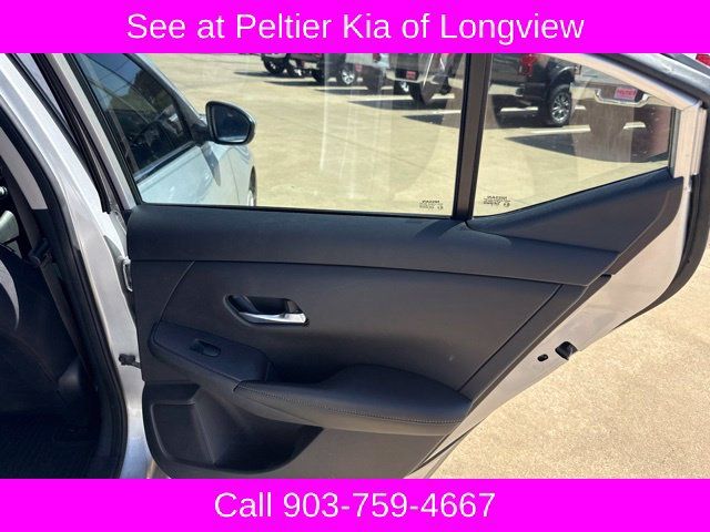 Used 2020 Nissan Sentra S FWD image 11