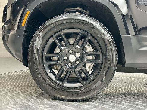 Certified 2024 Land Rover Defender 110 S AWD/4WD image 17