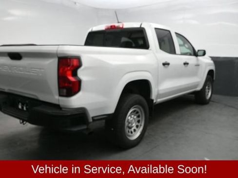 Used 2024 Chevrolet Colorado W/T w/ WT Convenience Package RWD image 3