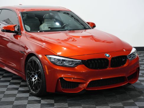 Used 2018 BMW M4 Coupe image 9