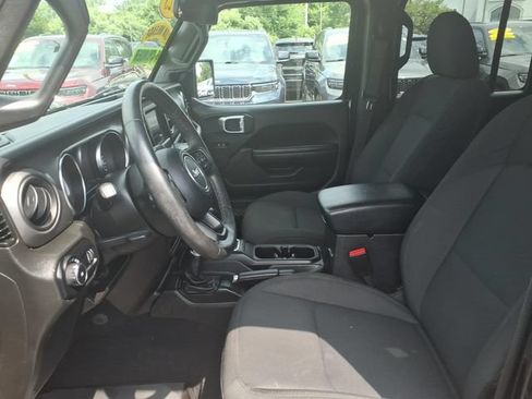 Used 2023 Jeep Wrangler Unlimited Sport AWD/4WD image 21