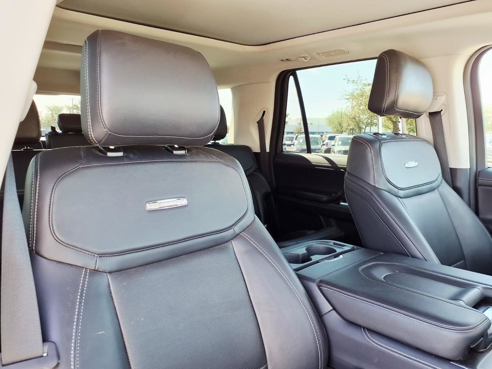 Certified 2025 Ford Expedition Max Platinum AWD/4WD image 11