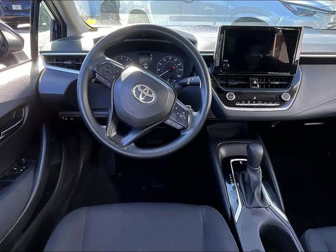 Used 2023 Toyota Corolla LE image 8