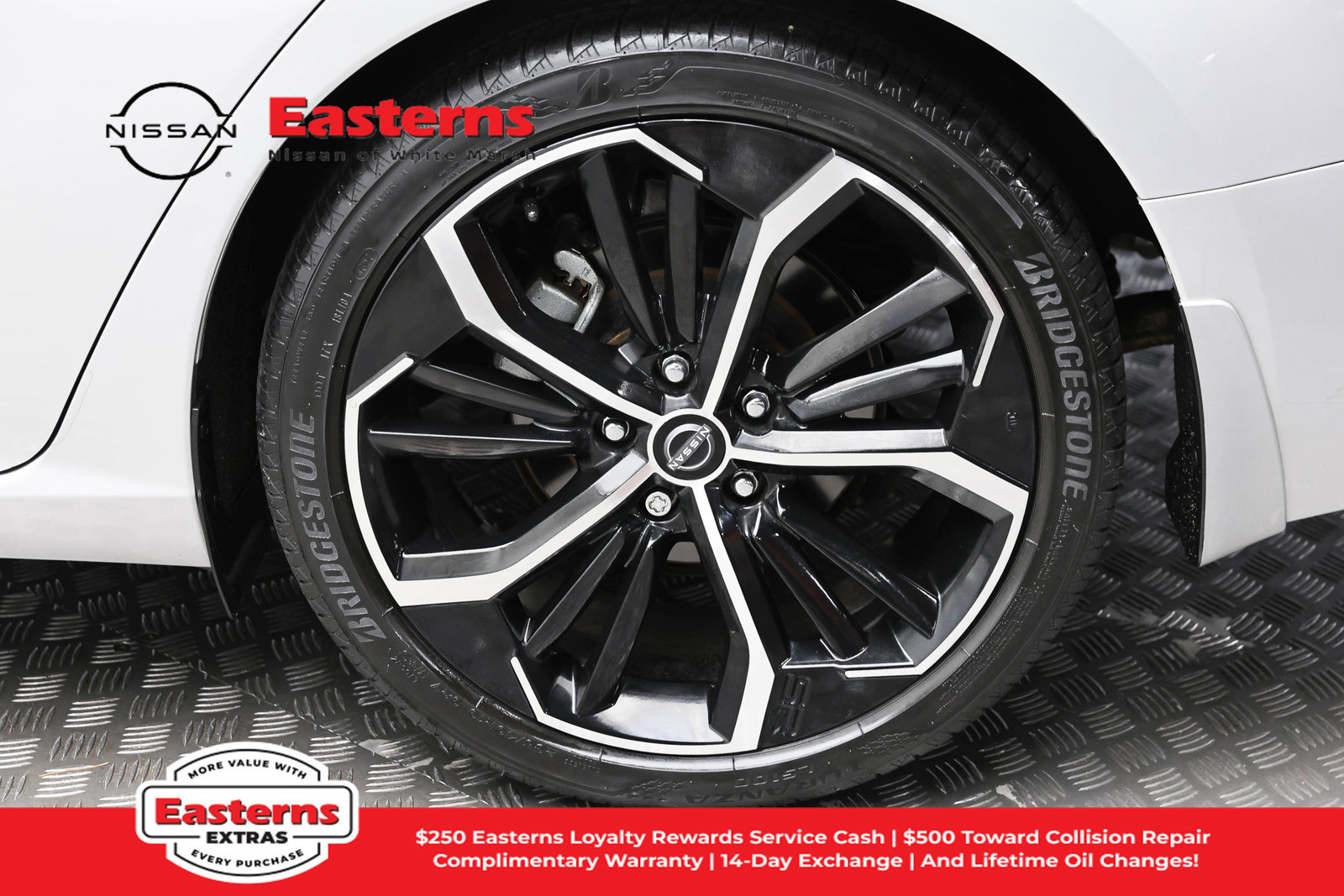 Used 2023 Nissan Altima 2.5 SR w/ SR Premium Package FWD image 10