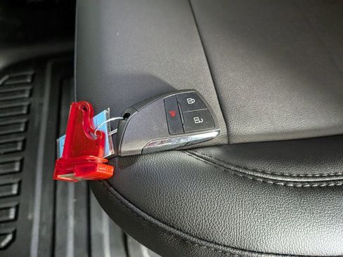 New 2025 GMC Sierra 3500 Pro w/ Convenience Package image 24