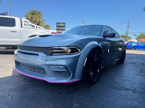 Used 2020 Dodge Charger SRT Hellcat w/ Harman/Kardon Audio Group RWD image 7
