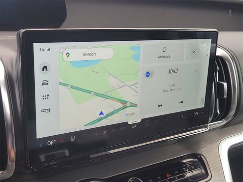 Used 2025 Ford Expedition Platinum image 24