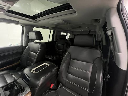 Used 2019 GMC Yukon XL Denali image 14