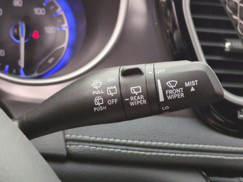 New 2026 Chrysler Pacifica Select FWD image 27