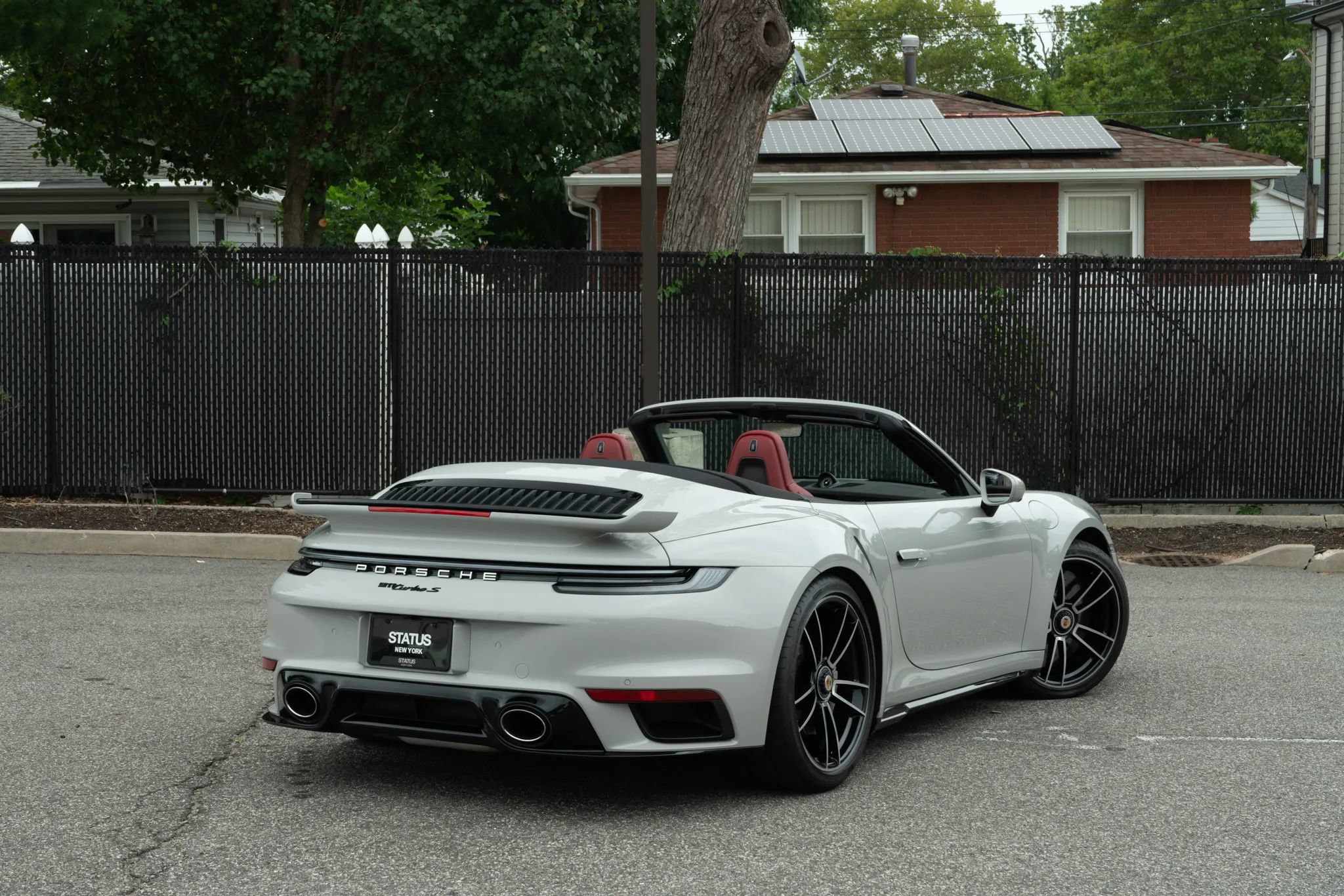 Used 2024 Porsche 911 Cabriolet AWD/4WD image 60