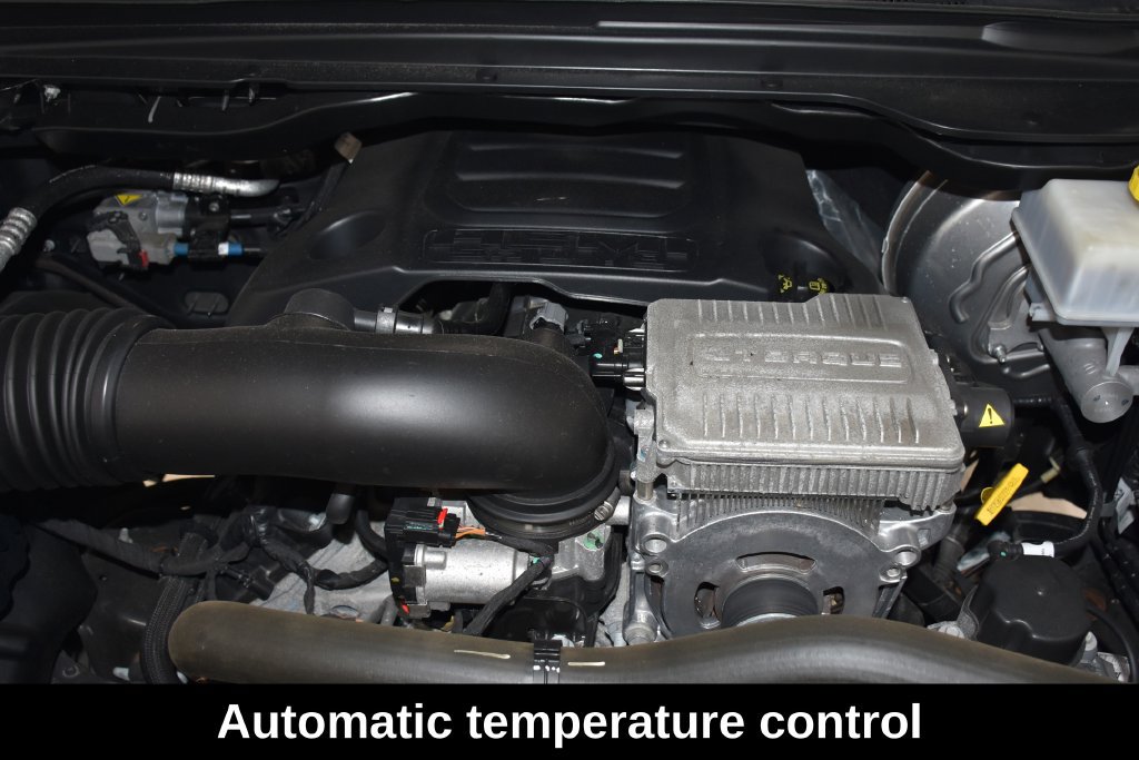 Used 2023 RAM 1500 Laramie AWD/4WD image 10