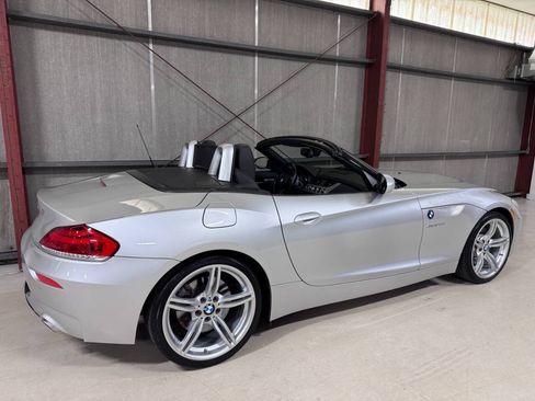Used 2011 BMW Z4 sDrive35is RWD image 37