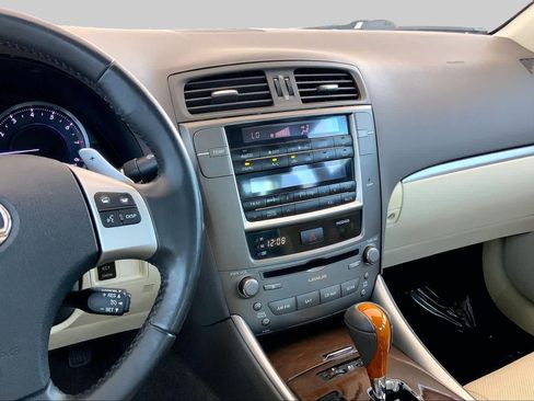 Used 2012 Lexus IS 250 w/ Premium Pkg Value Edition RWD image 6