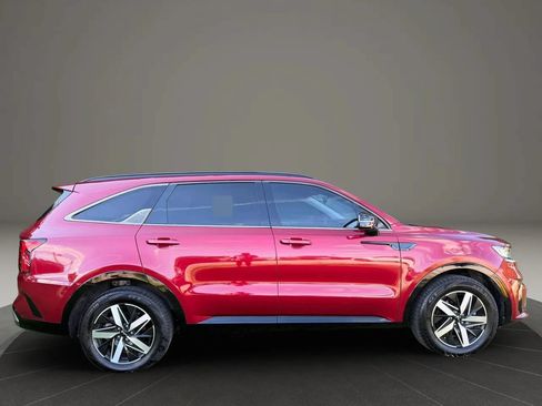 Used 2022 Kia Sorento S w/ Panoramic Sunroof Package FWD image 2