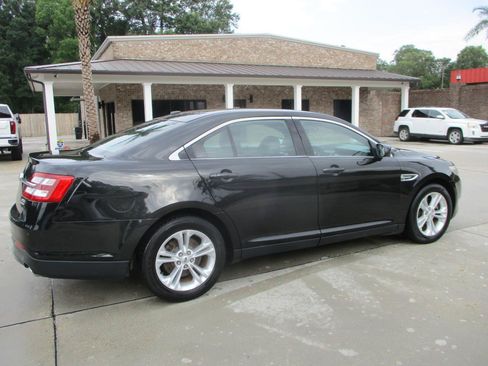Used 2013 Ford Taurus SEL FWD image 29