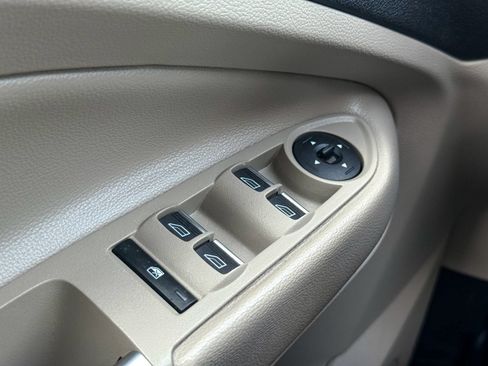 Used 2019 Ford Escape Titanium AWD/4WD image 31
