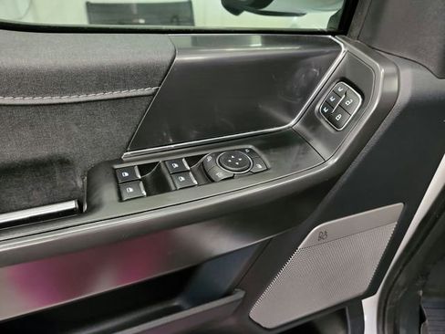 Used 2024 Ford F150 Lariat AWD/4WD image 33