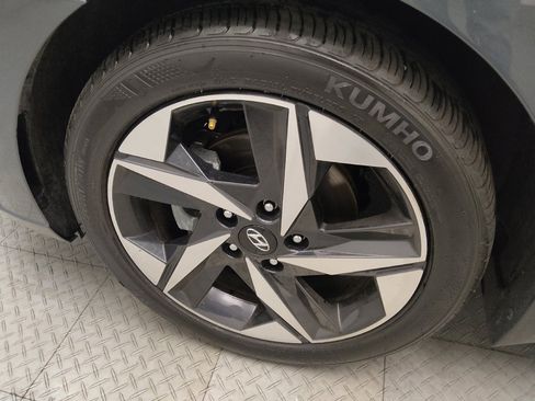 Used 2023 Hyundai Elantra SEL w/ Convenience Package image 31