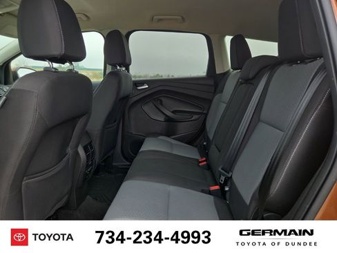 Used 2017 Ford Escape SE w/ Equipment Group 201A FWD image 20