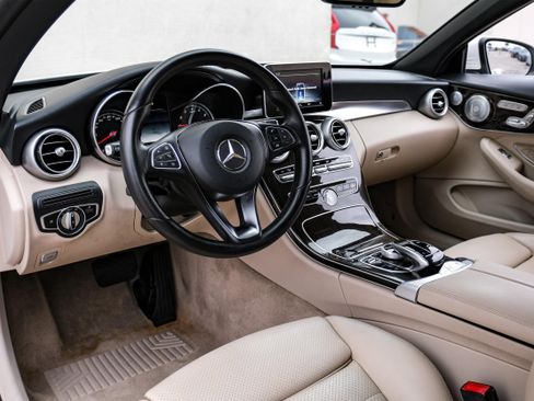 Used 2018 Mercedes-Benz C 300 Cabriolet image 2