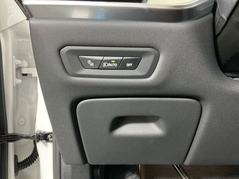 New 2026 BMW X5 xDrive50e w/ M Sport Package image 18