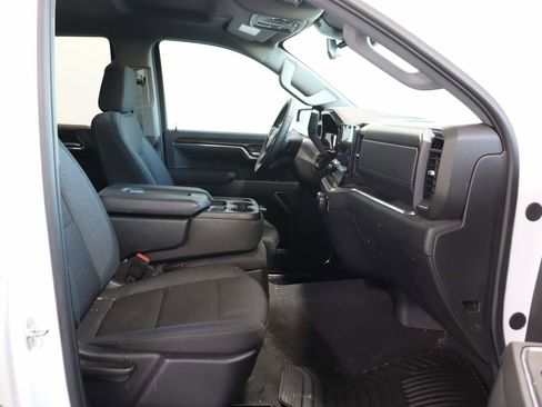 Certified 2024 Chevrolet Silverado 1500 LT image 19