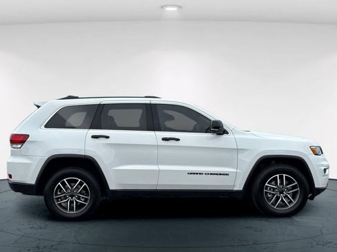 Used 2022 Jeep Grand Cherokee Limited AWD/4WD image 6