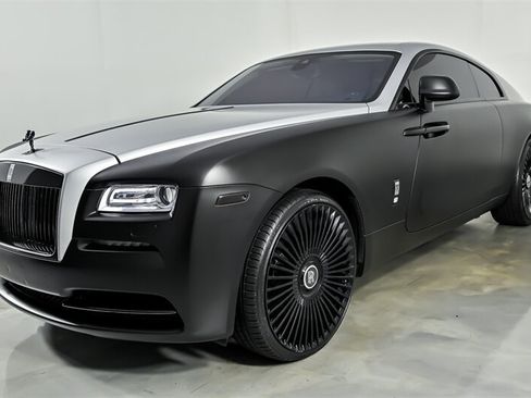 Used 2015 Rolls-Royce Wraith RWD image 5