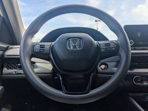 Used 2025 Honda Accord LX image 21
