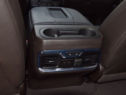 Used 2021 GMC Sierra 1500 Denali w/ Denali Ultimate Package image 18