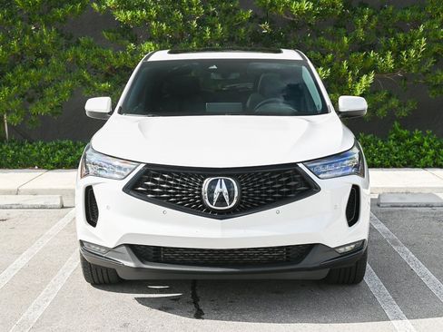 Used 2023 Acura RDX A-Spec image 2