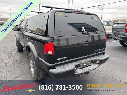 Used 2000 Chevrolet S10 Pickup LS w/ Preferred Equipment Group image 20