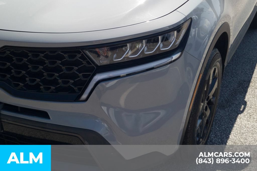 Used 2023 Kia Sorento S w/ Panoramic Sunroof Package AWD/4WD image 11
