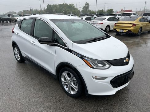 Used 2017 Chevrolet Bolt LT FWD image 2
