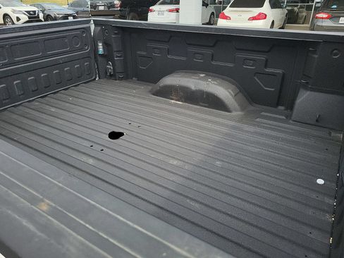 Used 2024 Chevrolet Silverado 2500 LTZ w/ LTZ Convenience Package AWD/4WD image 26