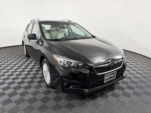 Used 2017 Subaru Impreza 2.0i Premium image 5