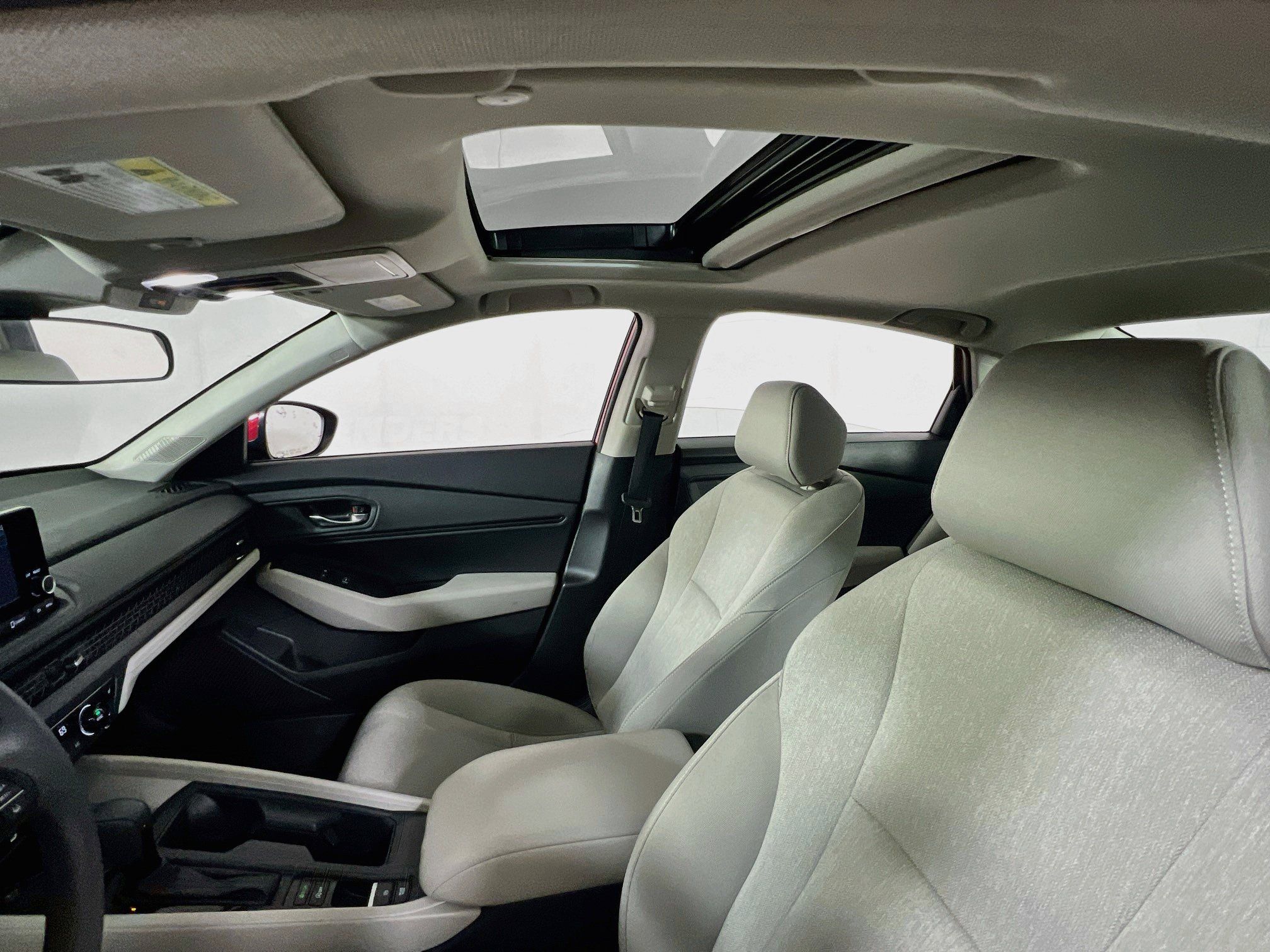 Used 2024 Honda Accord EX image 21