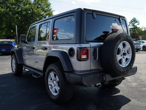 Used 2018 Jeep Wrangler Unlimited Sport AWD/4WD image 4