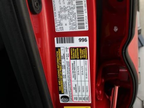 Used 2016 Toyota Tacoma SR5 w/ SR5 Appearance Package (SN) RWD image 58