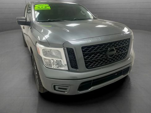 Used 2017 Nissan Titan S AWD/4WD image 3