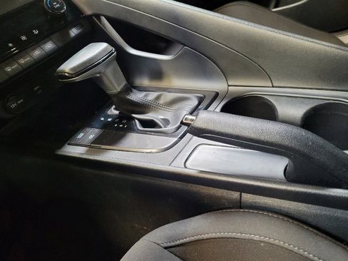 Used 2025 Hyundai Elantra Sport FWD image 26