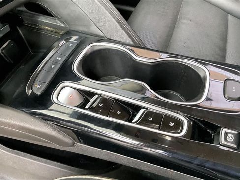 Used 2023 Buick Envision Essence FWD image 15