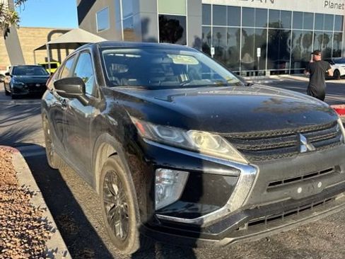 Used 2019 Mitsubishi Eclipse Cross LE AWD/4WD image 2