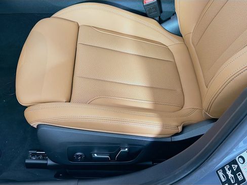 New 2026 BMW 330i xDrive Sedan w/ Premium Package image 22