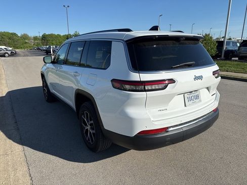 Used 2023 Jeep Grand Cherokee L Limited w/ Luxury Tech Group II image 4