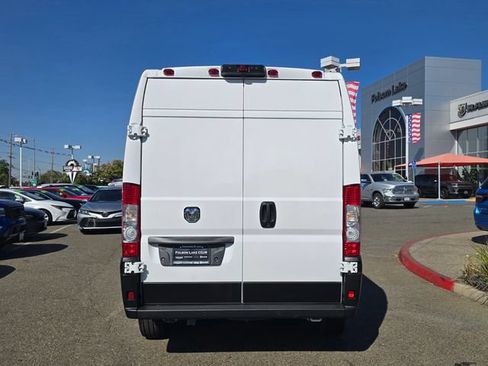 Used 2025 RAM ProMaster 2500 w/ Quick Order Package 22G SLT FWD image 5
