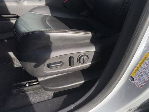 Used 2019 GMC Terrain SLT w/ Preferred Package image 29